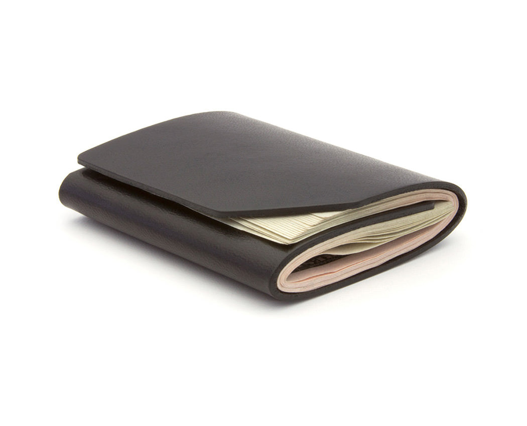 black cash fold leather wallet