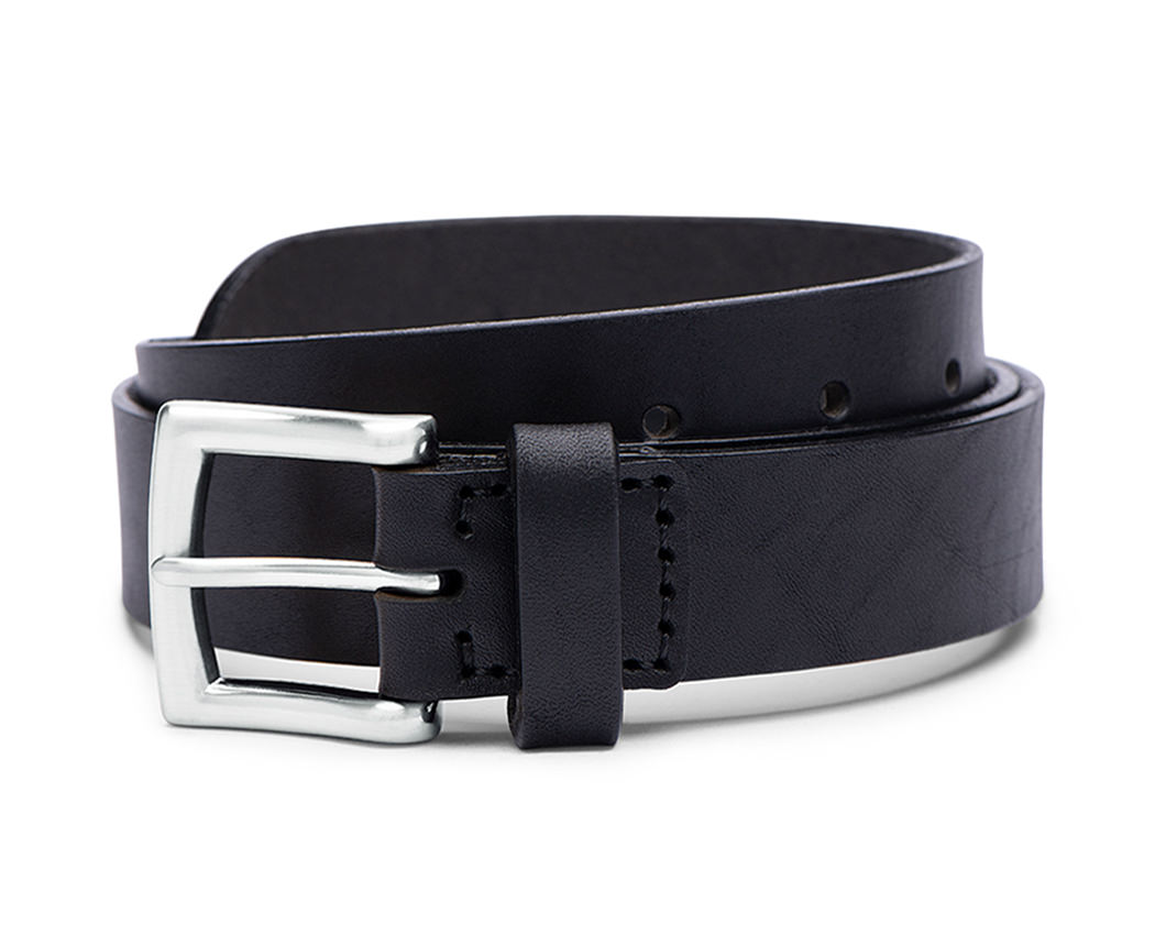 medium width black belt with silver belt buckle